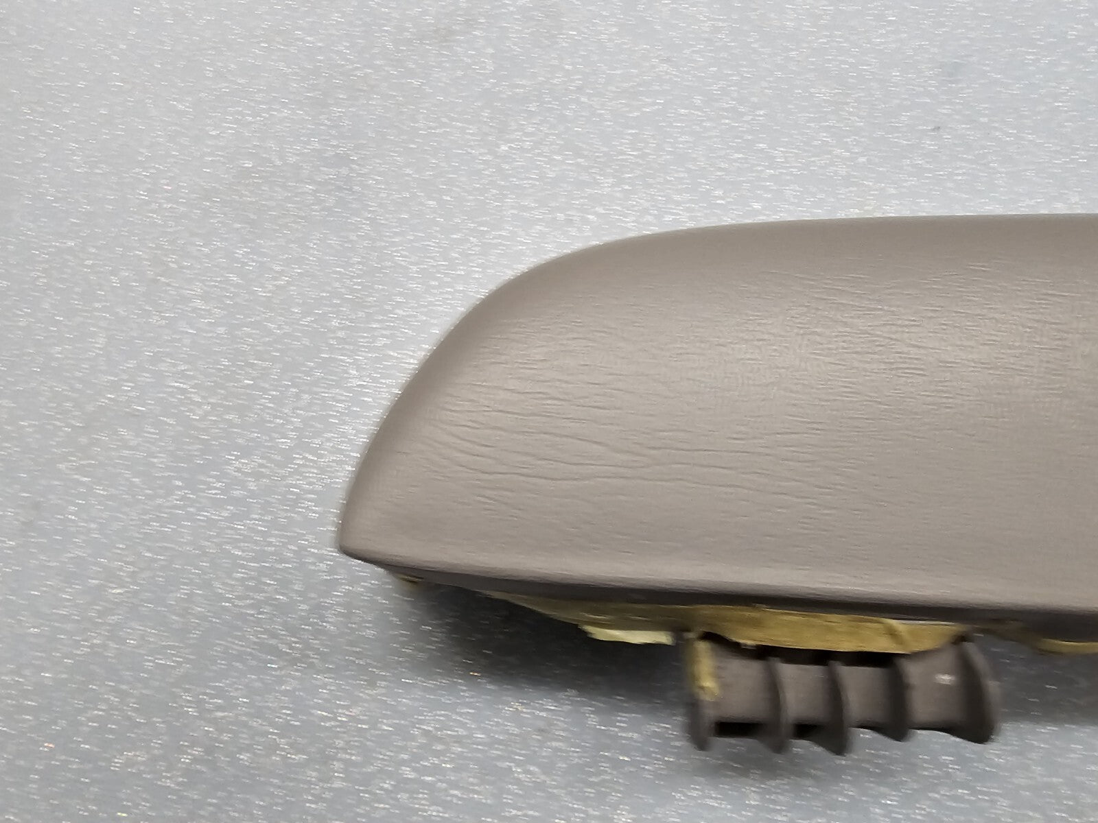 🔥99-02 Silverado SIERRA TAHOE DoorPanel ARMREST Front RIGHT Handle LIGHTGRAY H1