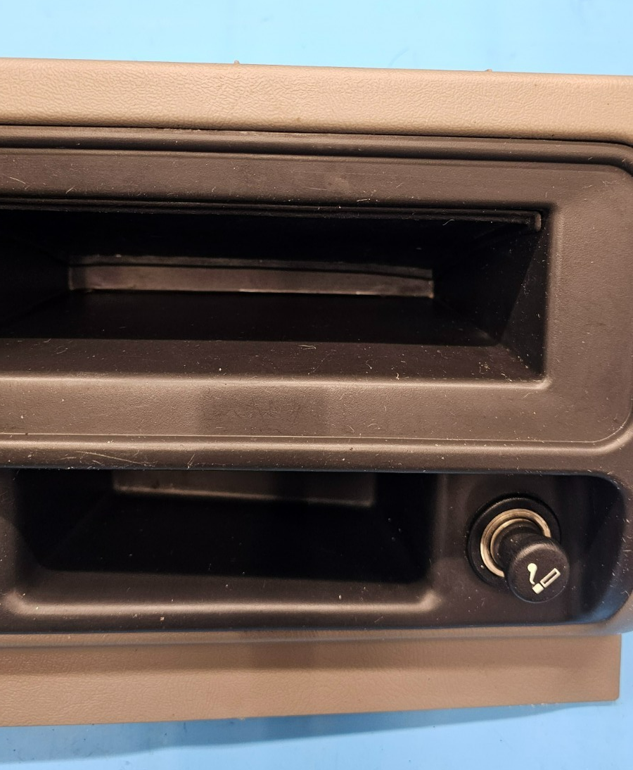 🔥03-06 SILVERADO SIERRA CENTER CONSOLE STORAGE BEZEL ASH TRAY TAN/BLACK OEM