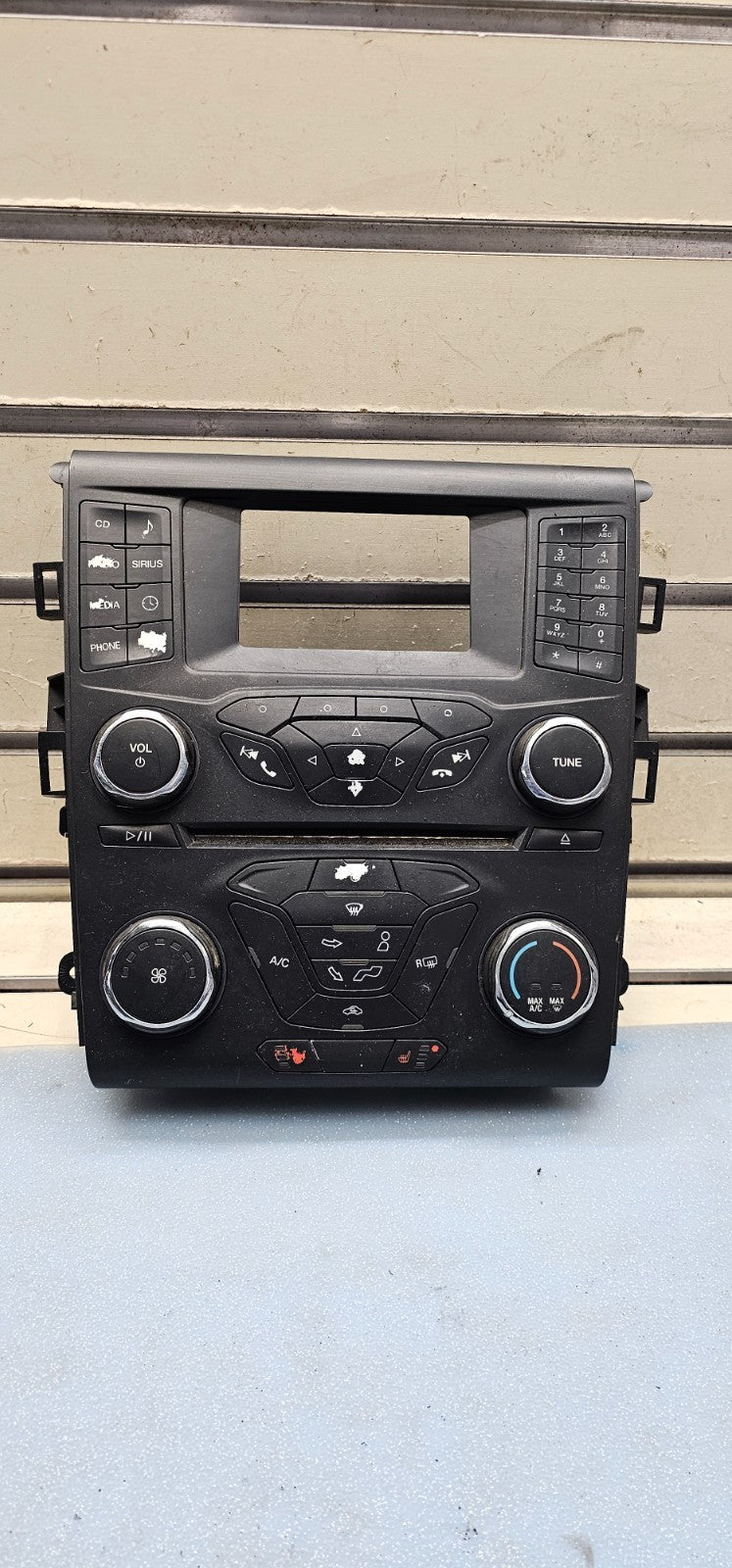 🔥13-16 FORD FUSION AUDIO RADIO CLIMATE CONTROL BEZEL SWITCH PANEL BLACK OEM