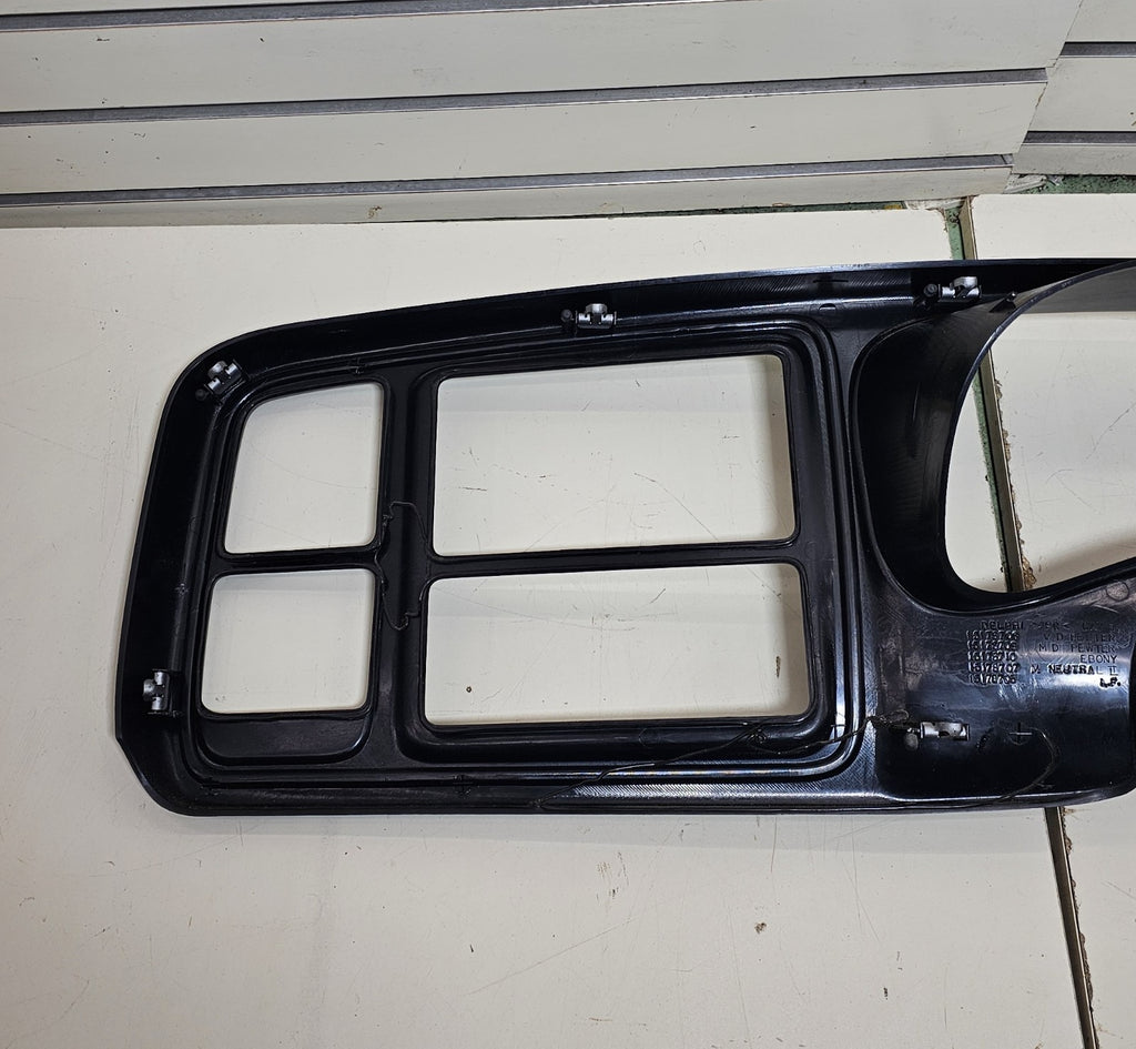 03-06 CHEVY GMC INSTRUMENT Cluster Speedo Dash Trim PANEL Radio Bezel Graphit C5