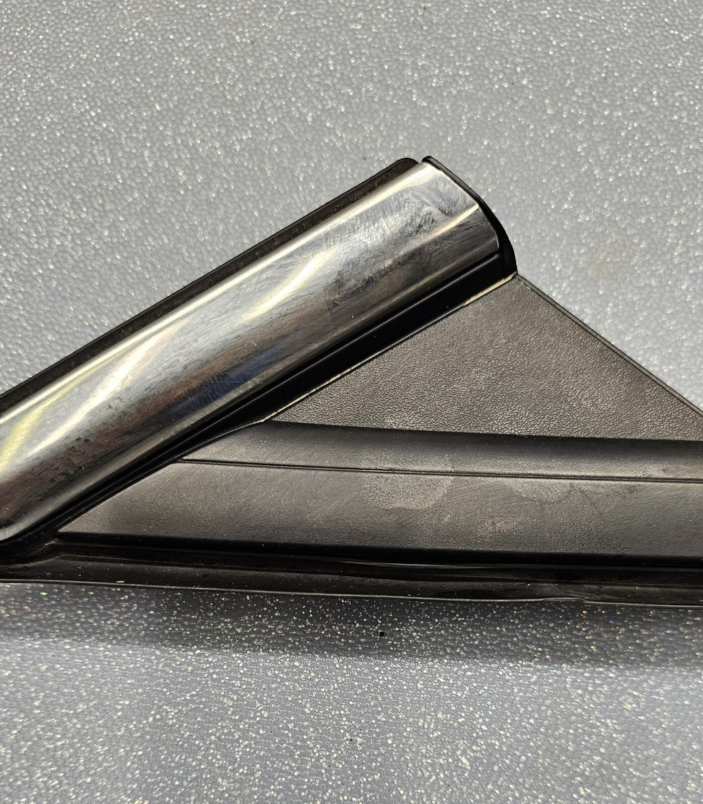 🔥13-20 FORD FUSION FRONT RIGHT FENDER CORNER MOLDING Trim