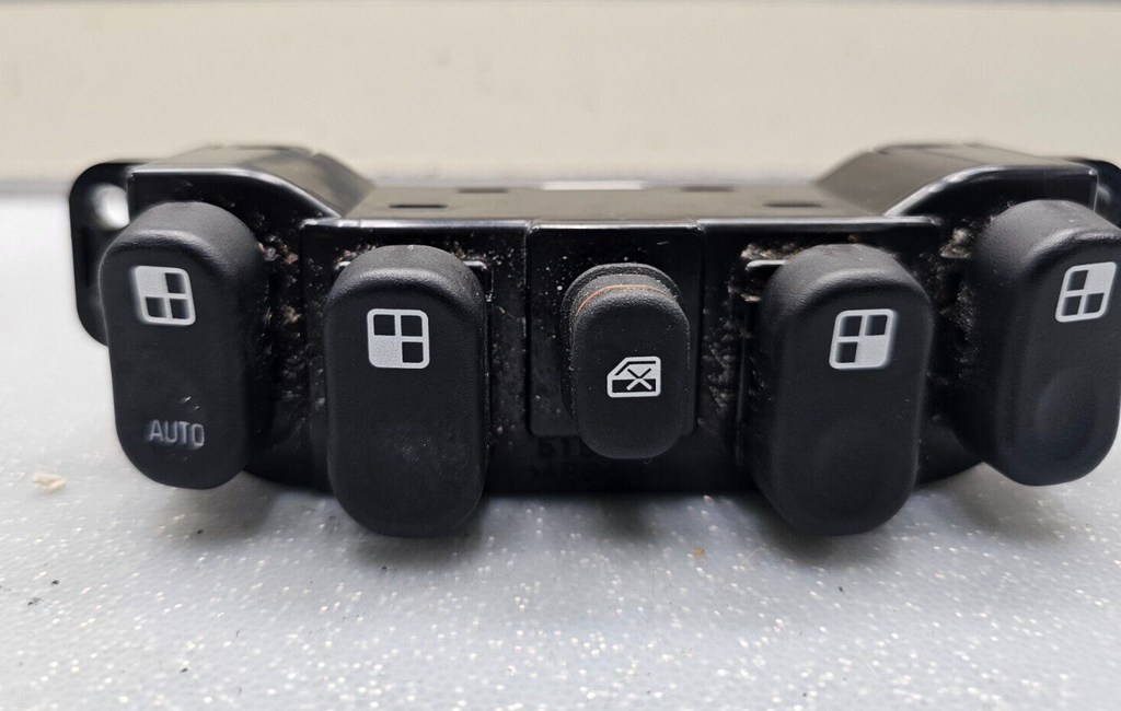 🔥05-08 Chevy Equinox HHR Left Driver Master Power Window Switch Assembly OEM