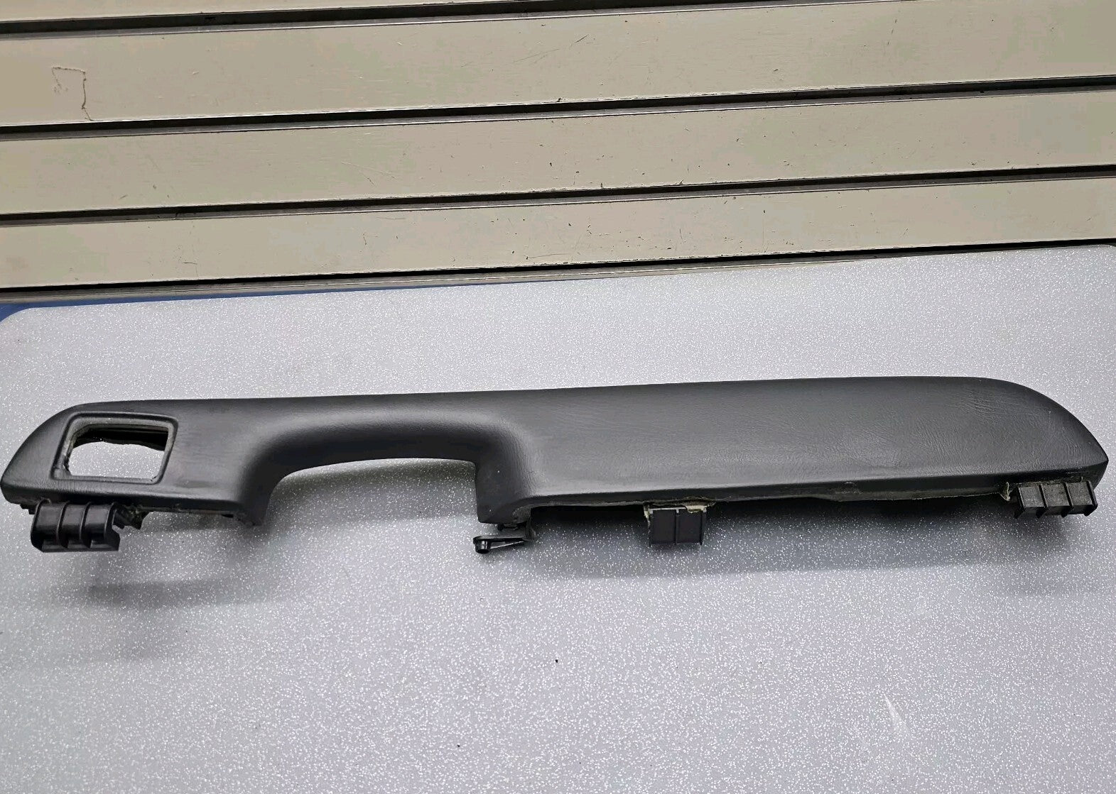 🔥99-06 Chevrolet GMC Silverado Tahoe Rear LEFT Door Armrest Handle GRAPHITE H3