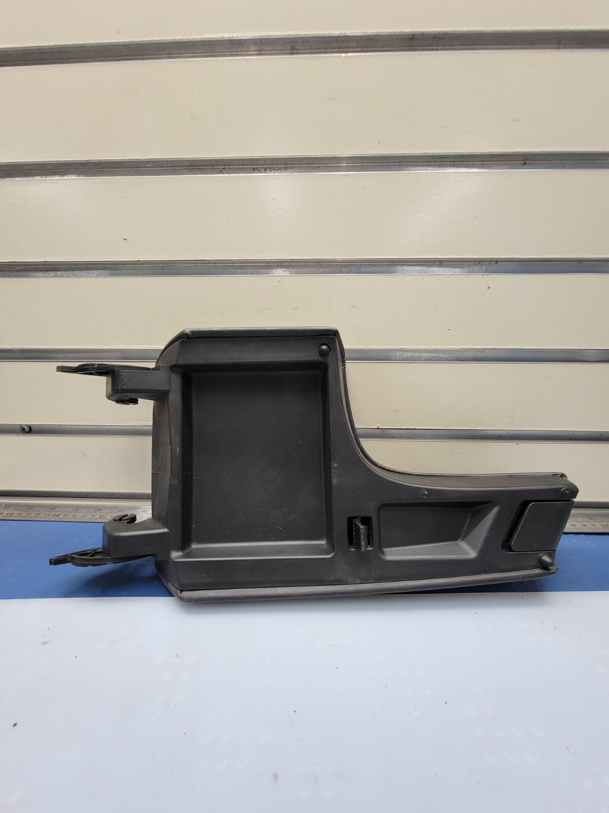 🔥2011-2017 Buick Regal Center Console Armrest Arm Rest Lid Black Leather
