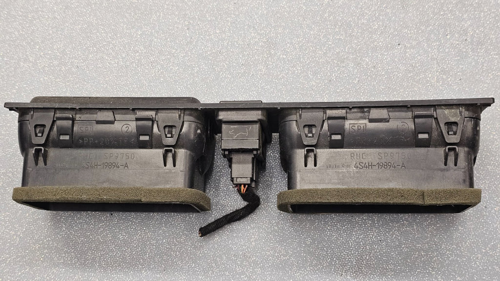 🔥 05-07 Ford Focus Dash Center Air Vent Heater Conditioning Black