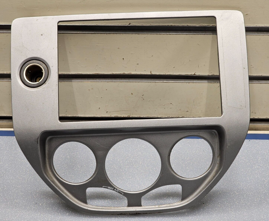 🔥05-07 FOCUS CENTER DASH RADIO STEREO CLIMATE CONTROL BEZEL TRIM PANEL SILVER