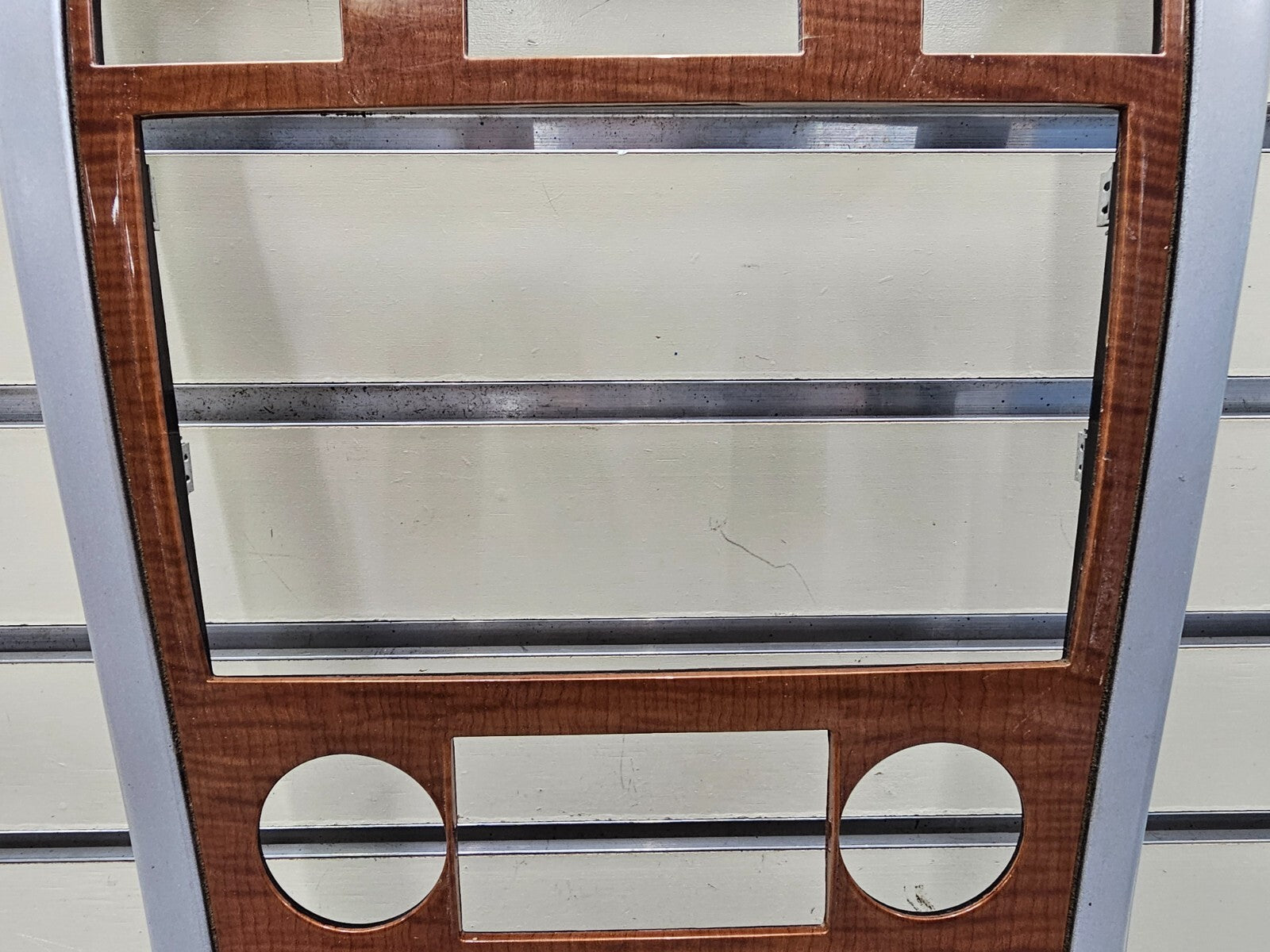 🔥07-09 Equinox Center Dash Radio Climate Surround Bezel Trim SILVER/WOOD B43