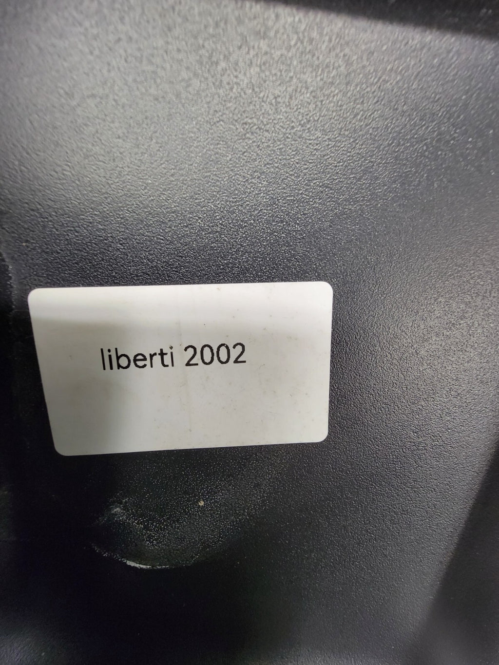 🔥2002-2007 Jeep Liberty Center Console Arm Rest Lid Black OEM