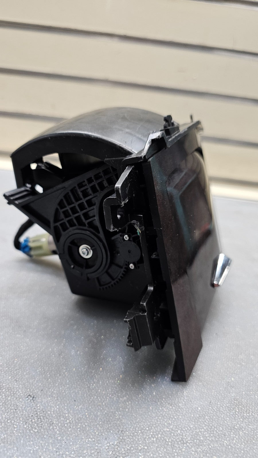 🔥10-16 Cadillac SRX Dash Storage Compartment Pocket Bin 12V Power Outlet