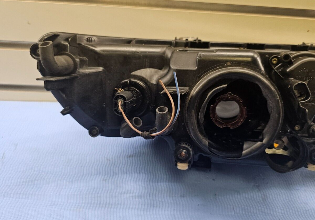 🔥01-03 BMW 5 Series 525i 530i 540i Right Passenger Headlight Lamp Assembly OEM