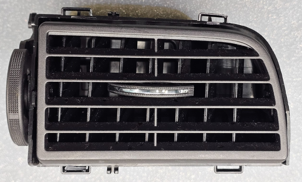 🔥05-09 BUICK LACROSSE DASH RIGHT PASSENGER AIR VENT HEATER CONDITIONING BLACK