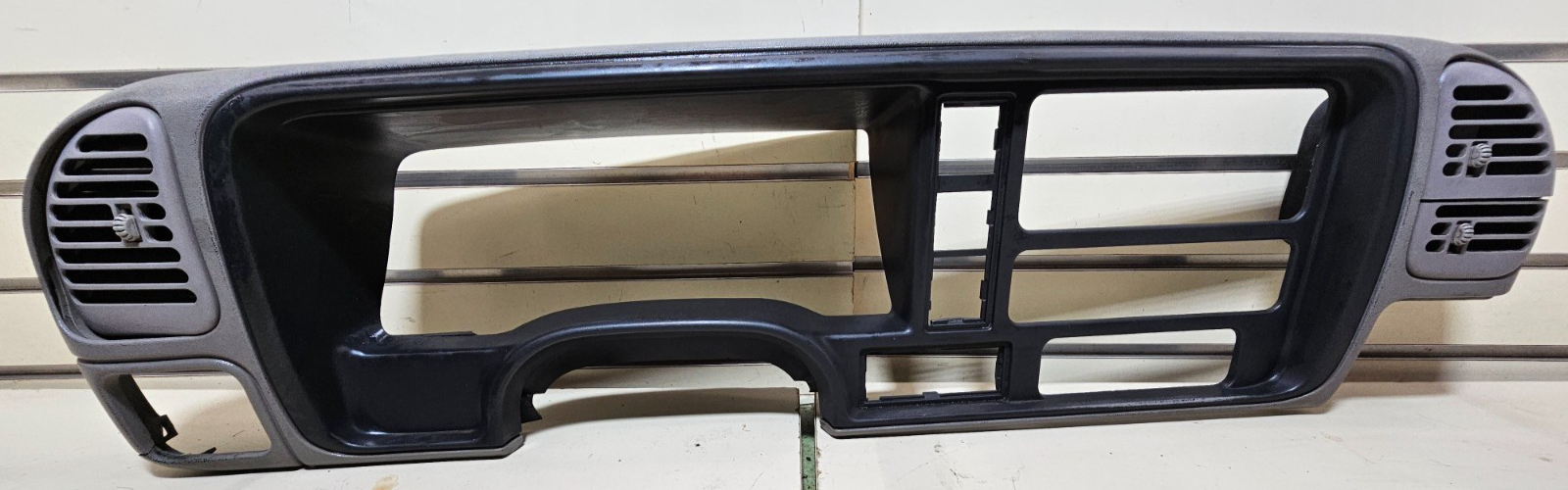 🔥95-99 CHEVY GMC TRUCK SILVERADO CK Instrument Cluster Dash Bezel Gray/Black C3