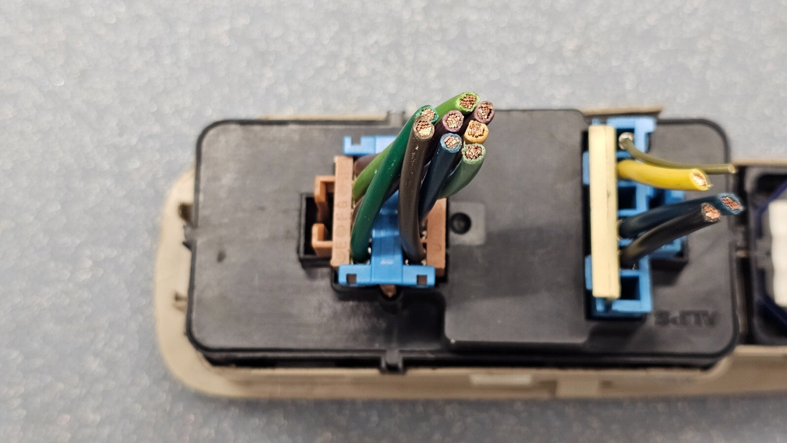 🔥02-07 Rendezvous Impala Left Driver Master Power Window Door Switch Lock Tan