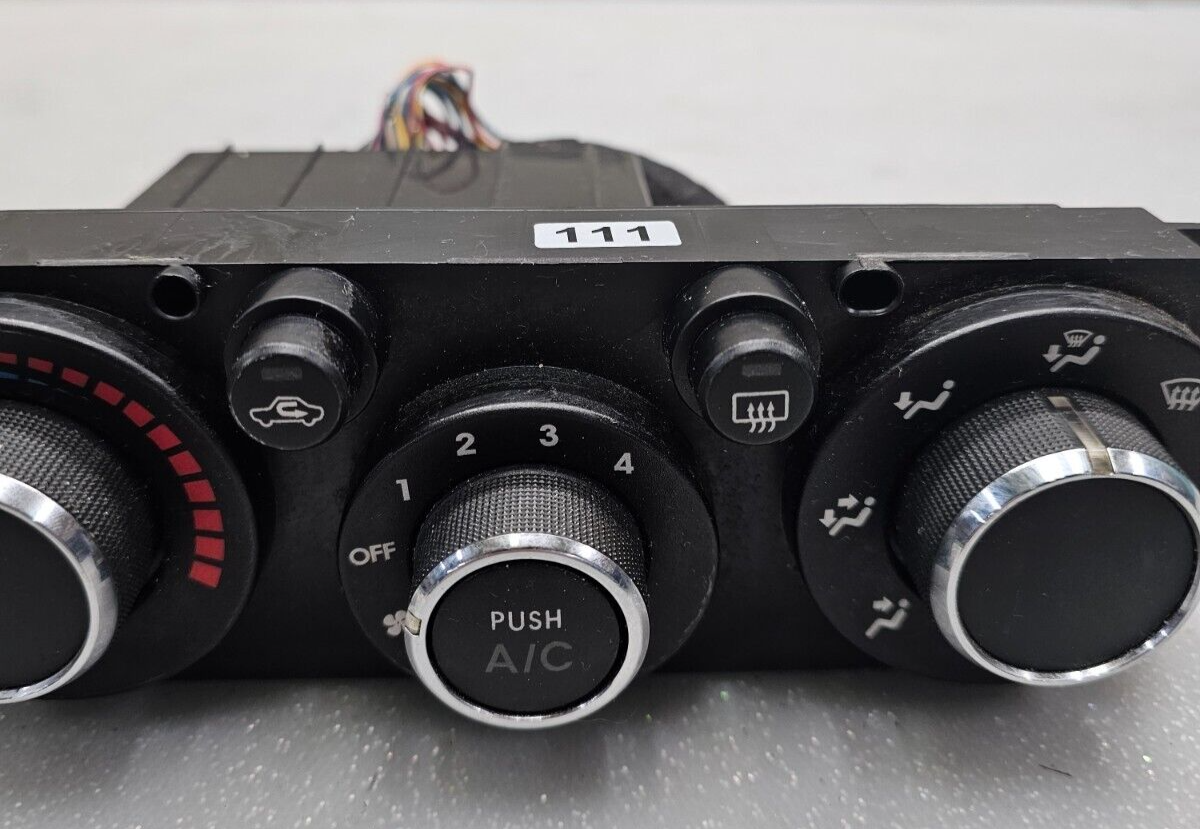 🔥06-11 Mitsubishi Endeavor Dash A/C Heater Climate Temperature Control Unit OEM