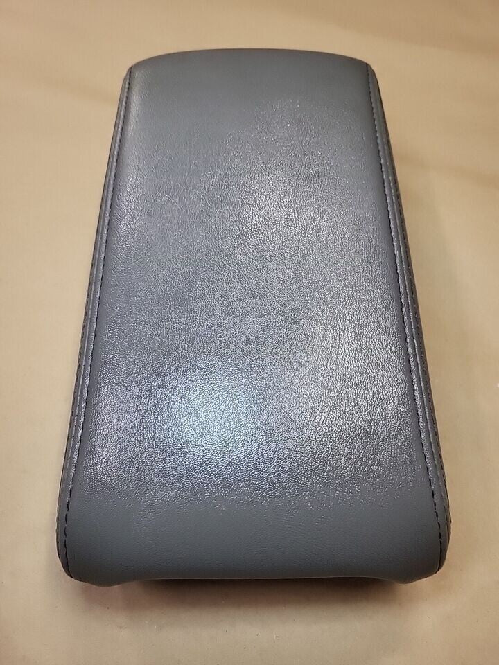 🔥08-12 Chevy Malibu FRONT CENTER CONSOLE LID ARMREST ASSEMBLY STORAGE COVER OEM