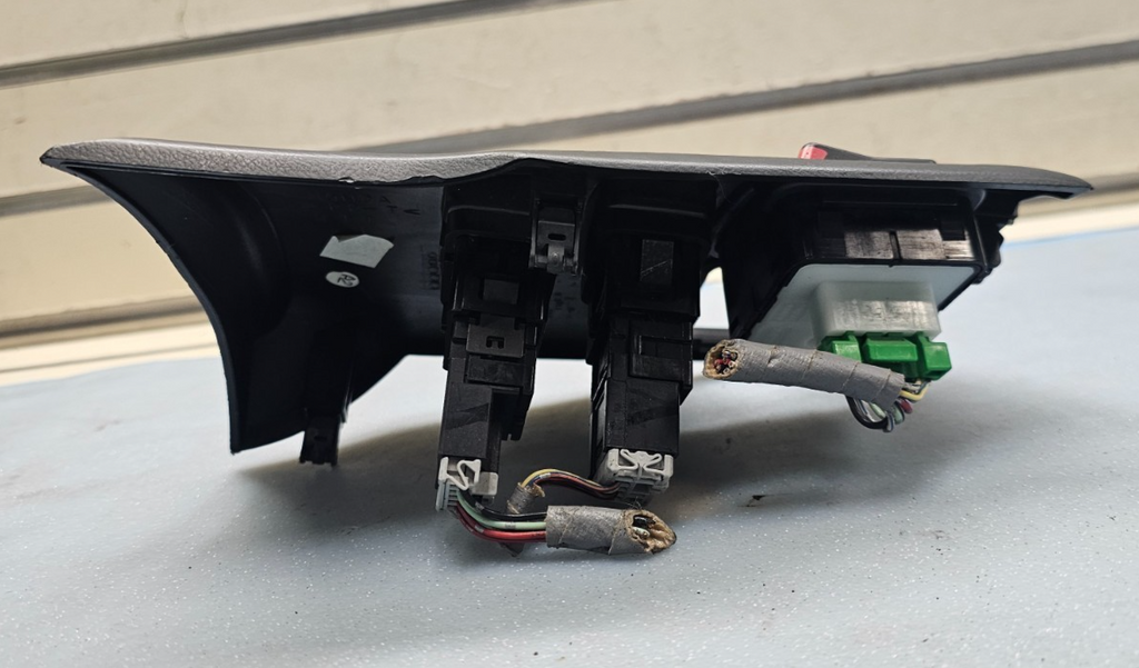 🔥99-04 HONDA ODYSSEY POWER MIRROR SLIDING DOOR SWITCH DASH PANEL BEZEL BLACK