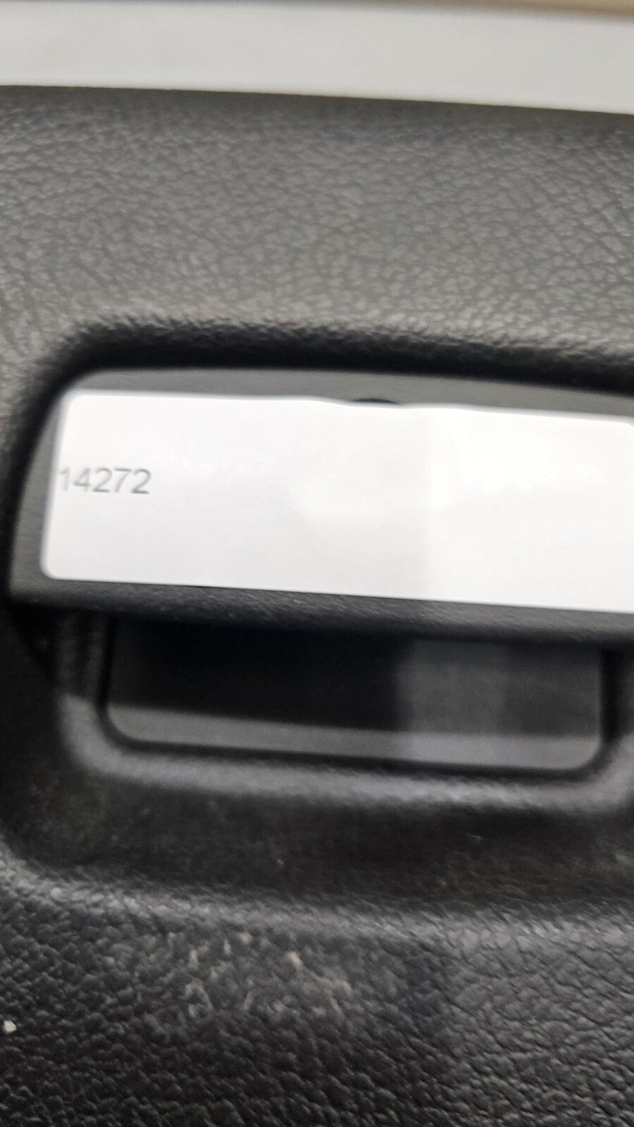 🔥06-09 Chevy Trailblazer Dash Glove Box Storage Compartment Assembly Black OEM