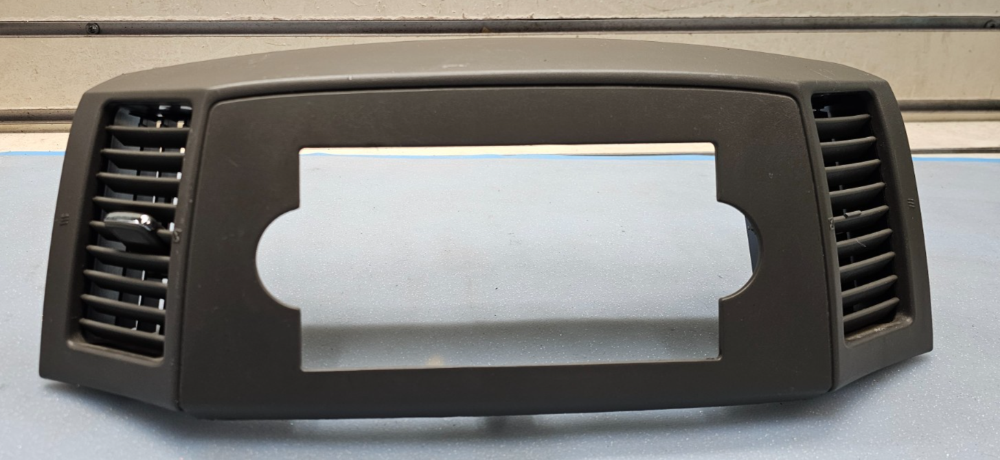 🔥05-07 Grand Cherokee Radio Dash Bezel Trim Surround Vent SLATE DK GRAY B30