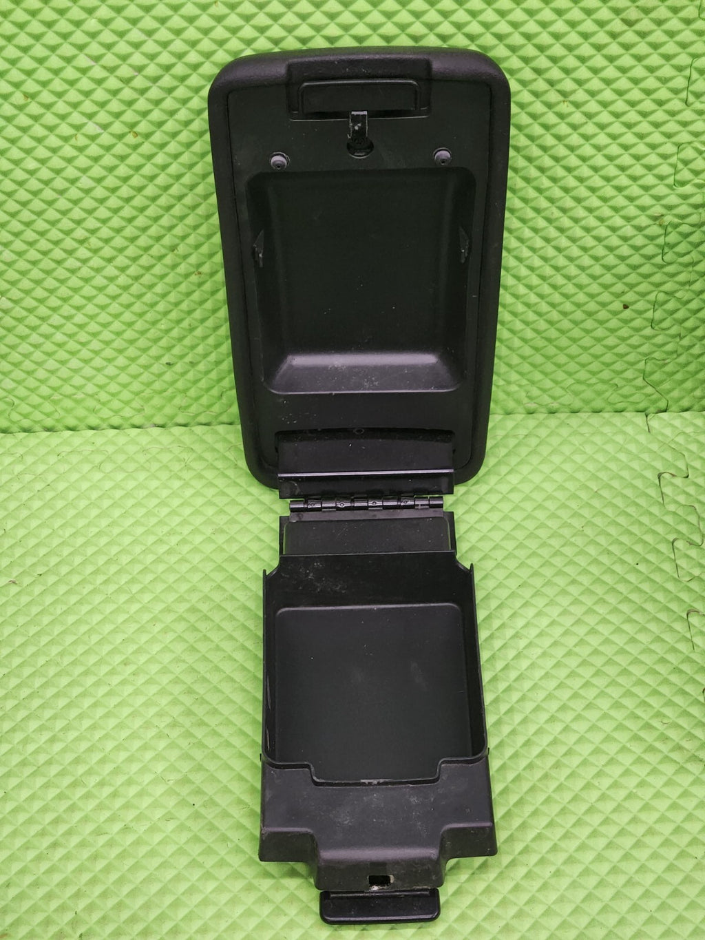 2010-2012 FORD FUSION Front Console Armrest Cover Lid Morad Parts BLACK