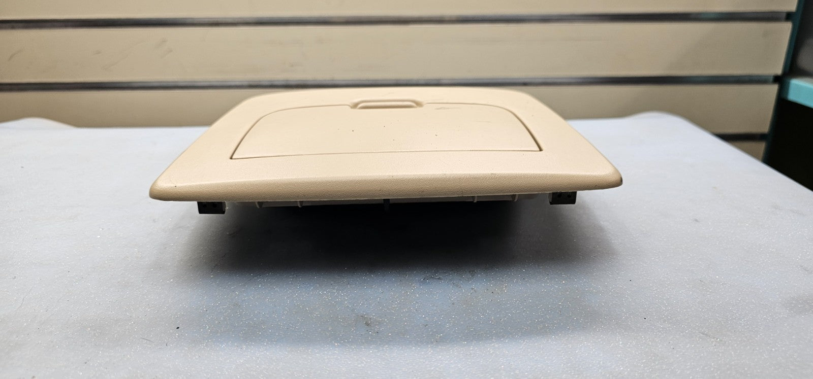🔥04-08 Ford F-150 Front Overhead Console Cubby Storage w/Bracket TAN OEM