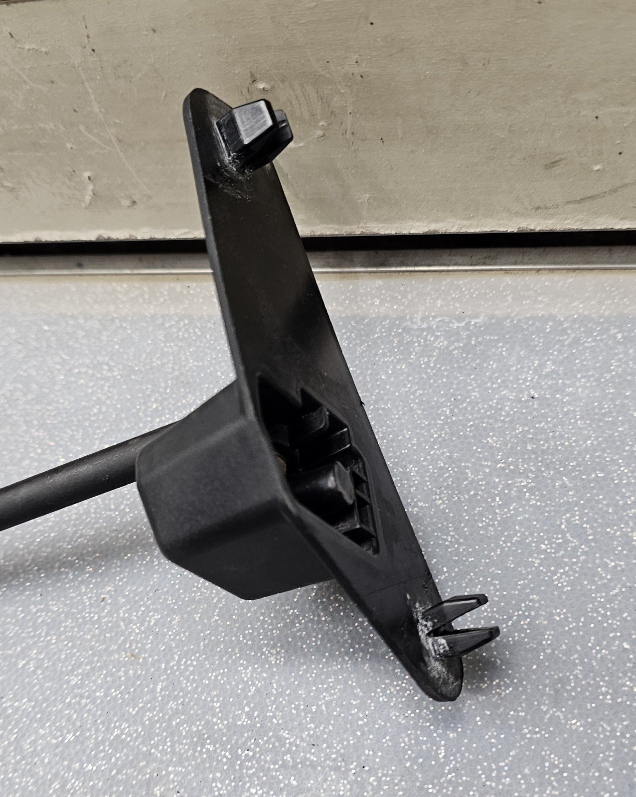 🔥2002-2006 Nissan Altima Hood Prop Rod 2.5 3.5 OEM