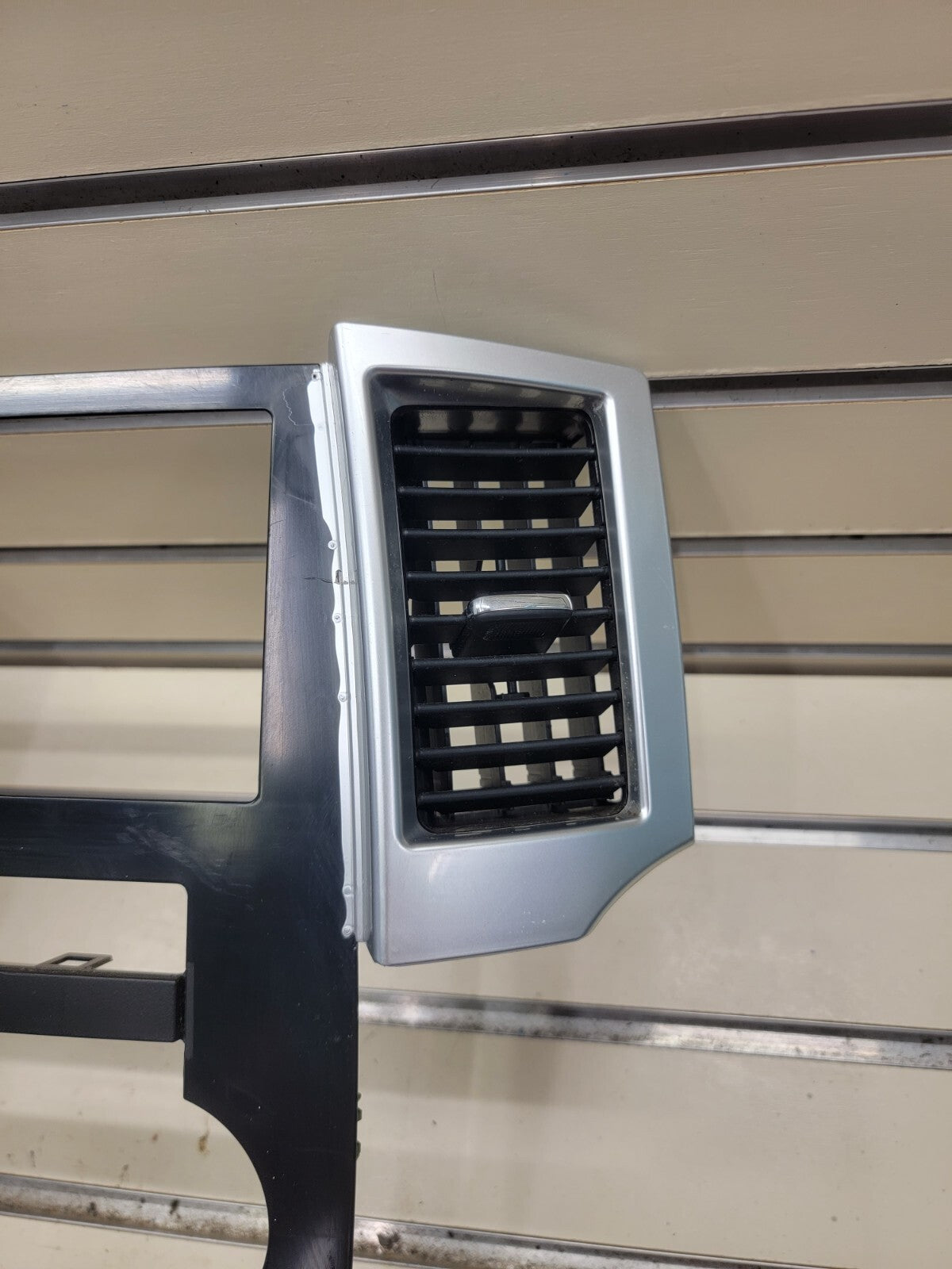 🔥2008-2010 Jeep Grand Cherokee Radio Bezel Center Dash Trim Temperature Control