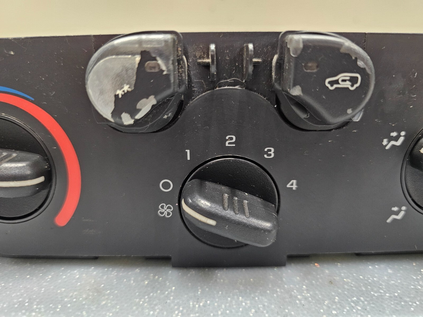 🔥04-12 Colorado Canyon Dash Heater Temperature climate control Air Conditioner