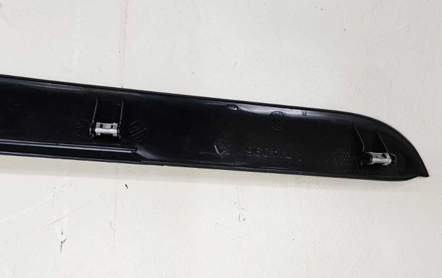 🔥09-14 Volkswagen Routan Dash Front Center Trim Bezel Panel Air Vent Silver OEM