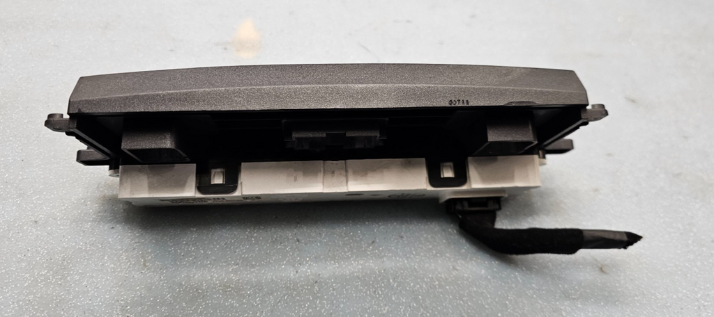 🔥06-09 KIA SORENTO DASH DIGITAL CLOCK TIME DISPLAY ASSY BLACK OEM