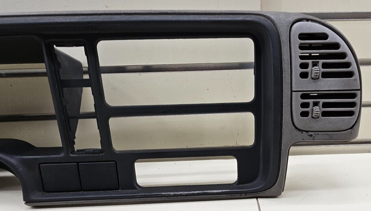 95-99 CHEVY GMC TRUCK CK Instrument Cluster Speedometer Dash Bezel Black/Gray C3