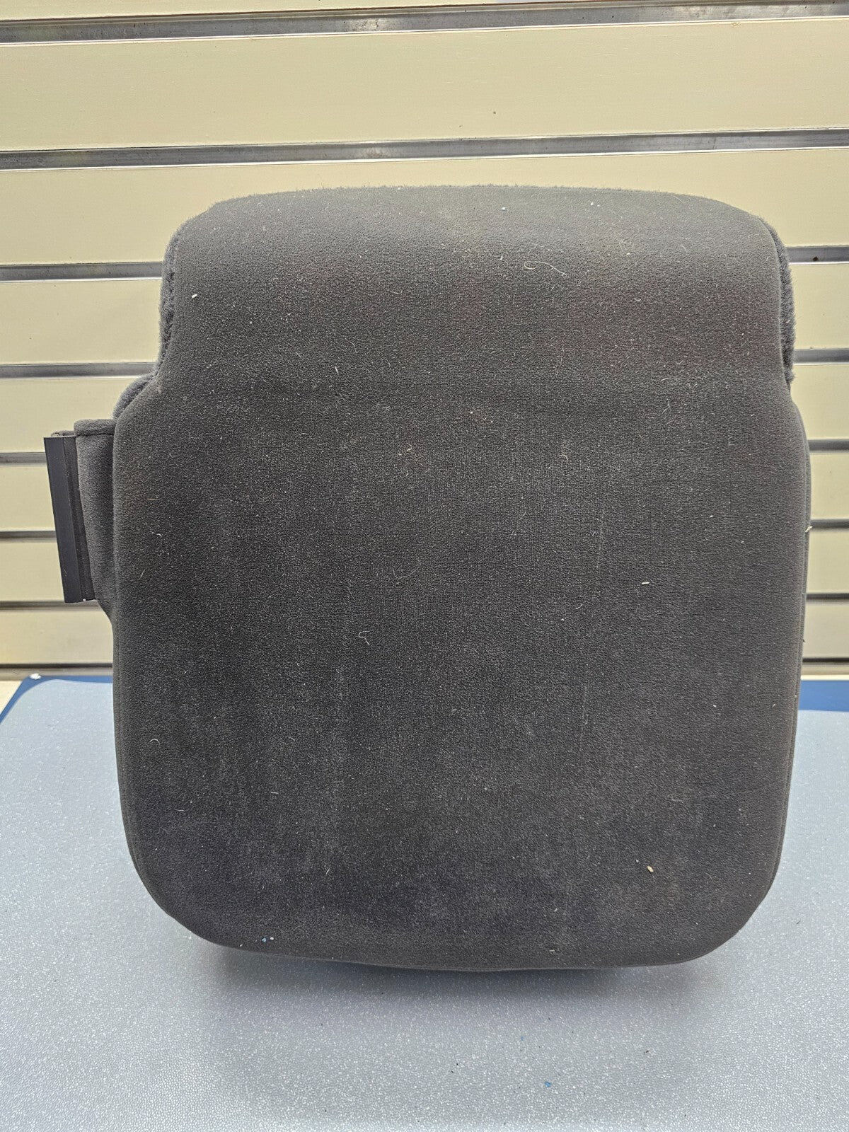 🔥02-08 Dodge RAM Center Console Jump Seat ARMREST Lid Leather/Cloth Black JS7