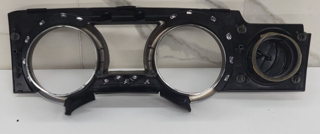 🔥05-09 Mustang Dash Instrument Cluster Bezel Speedometer Trim Chrome/Black C32