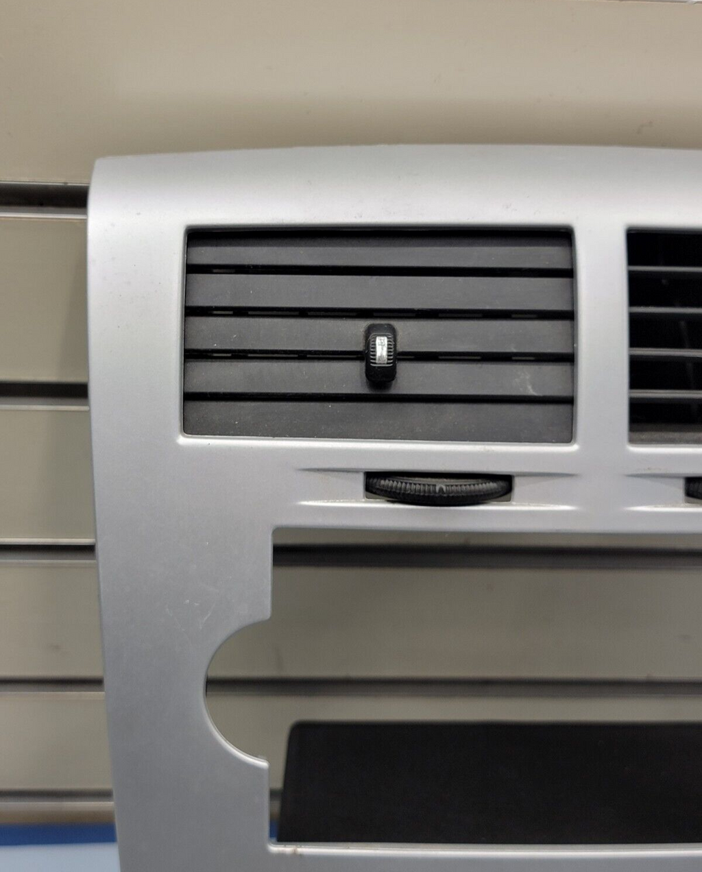 🔥07-09 Dodge CALIBER Dash Radio Center BEZEL Climate Dash Trim Vents SILVER B15