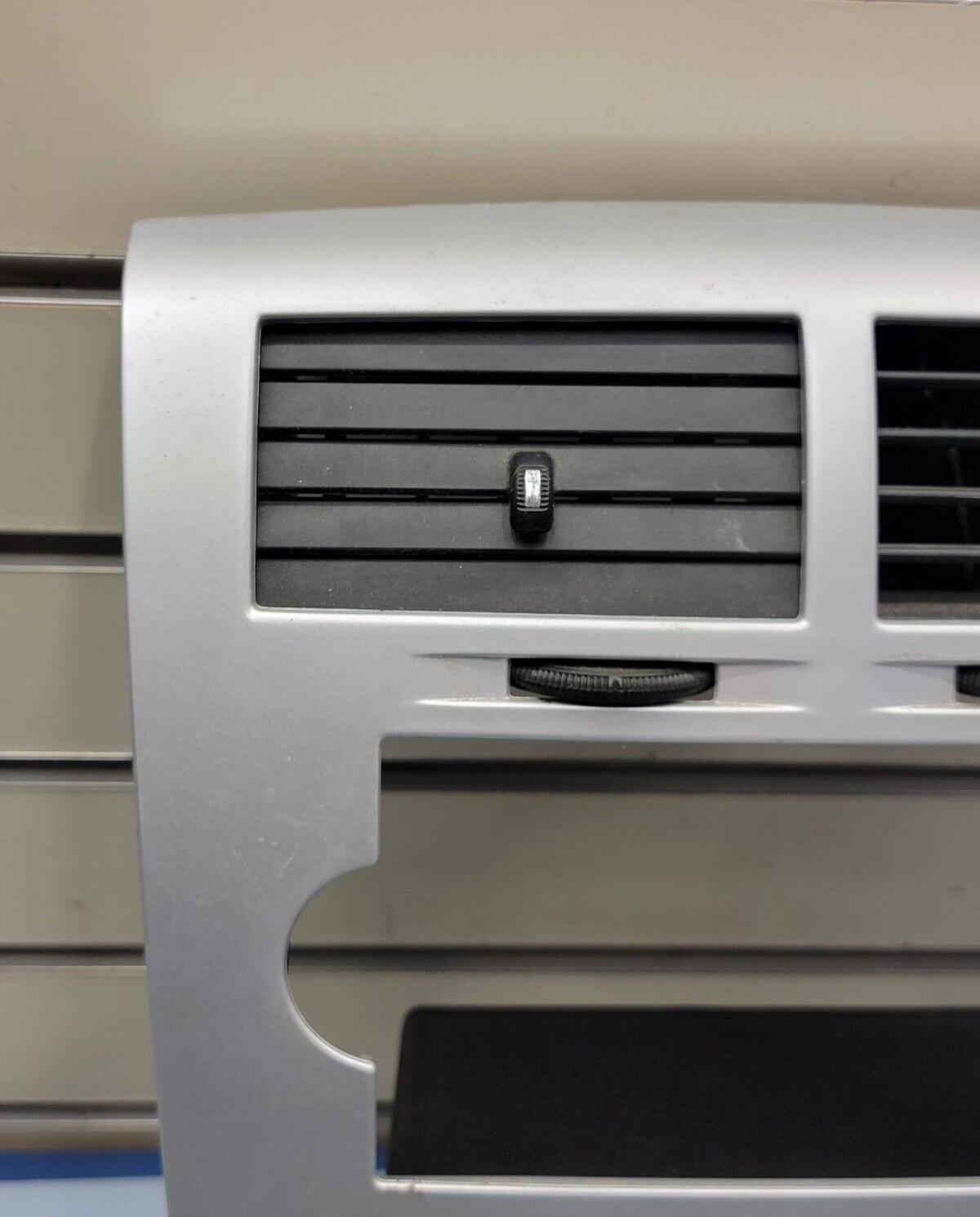 🔥07-09 Dodge CALIBER Dash Radio Center BEZEL Climate Dash Trim Vents SILVER B15