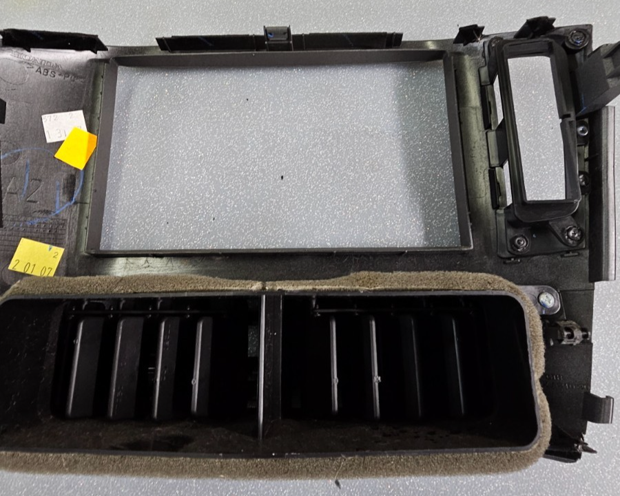 🔥06-08 HONDA PILOT Honda Pilot Radio Climate Dash Trim Bezel Silver/Black