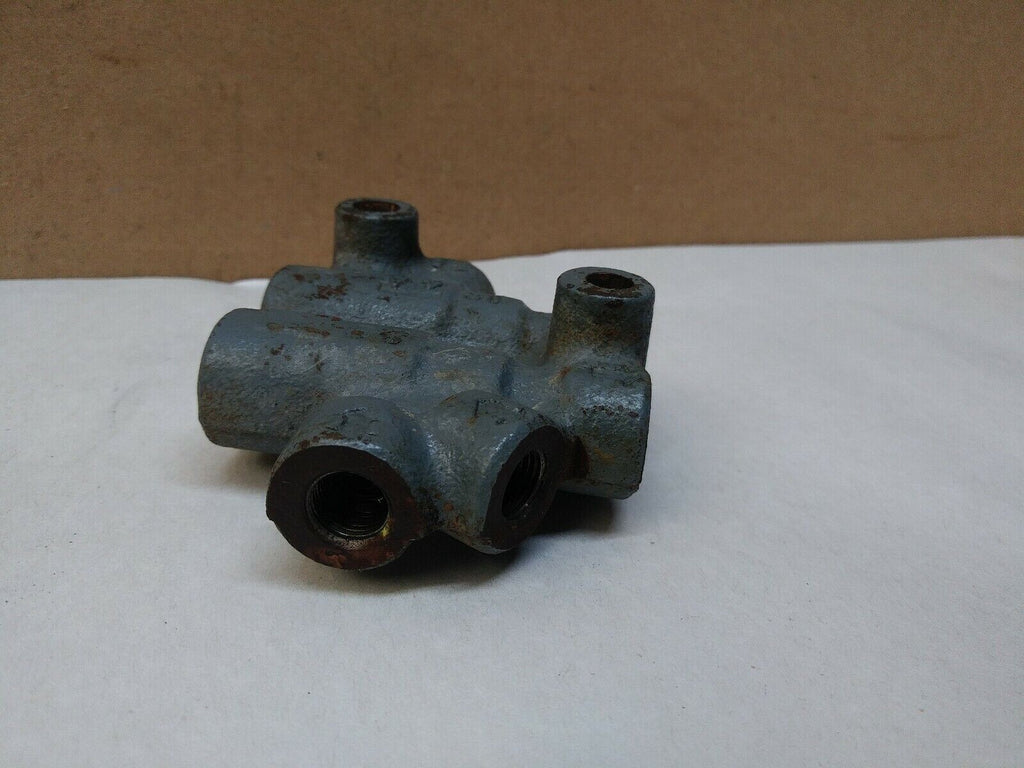03-08 Toyota Corolla Brake Proportioning Regulator Valve (w/o ABS)/TC