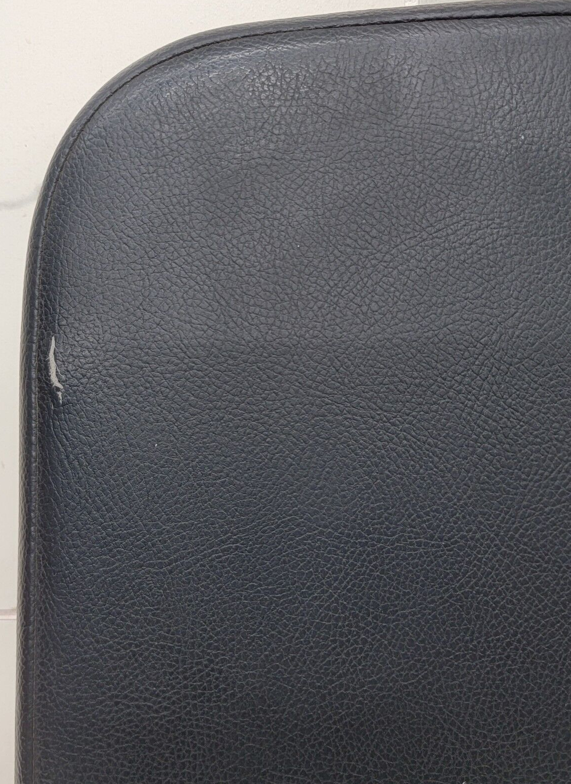 02-08 Dodge RAM Center Console Jump Seat ARMREST Cover Lid Leather Dark Blue JS7