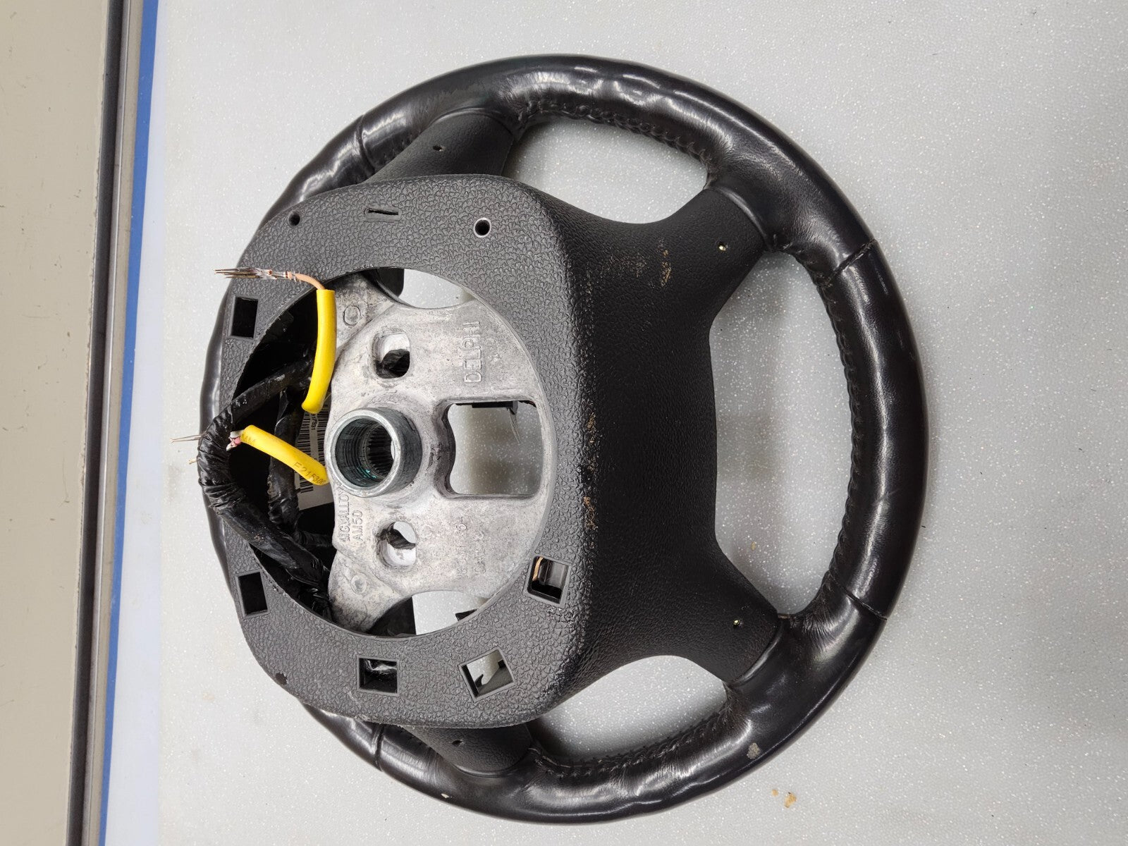🔥2007-2014 Chevrolet Silverado Sierra Tahoe Yukon Leather Steering Wheel Black