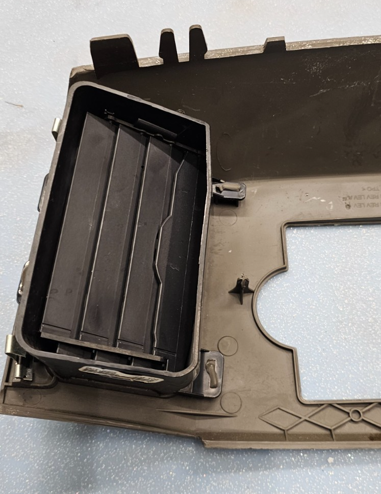 🔥05-07 Grand Cherokee Radio Dash Bezel Trim Surround Vent SLATE DK GRAY B30