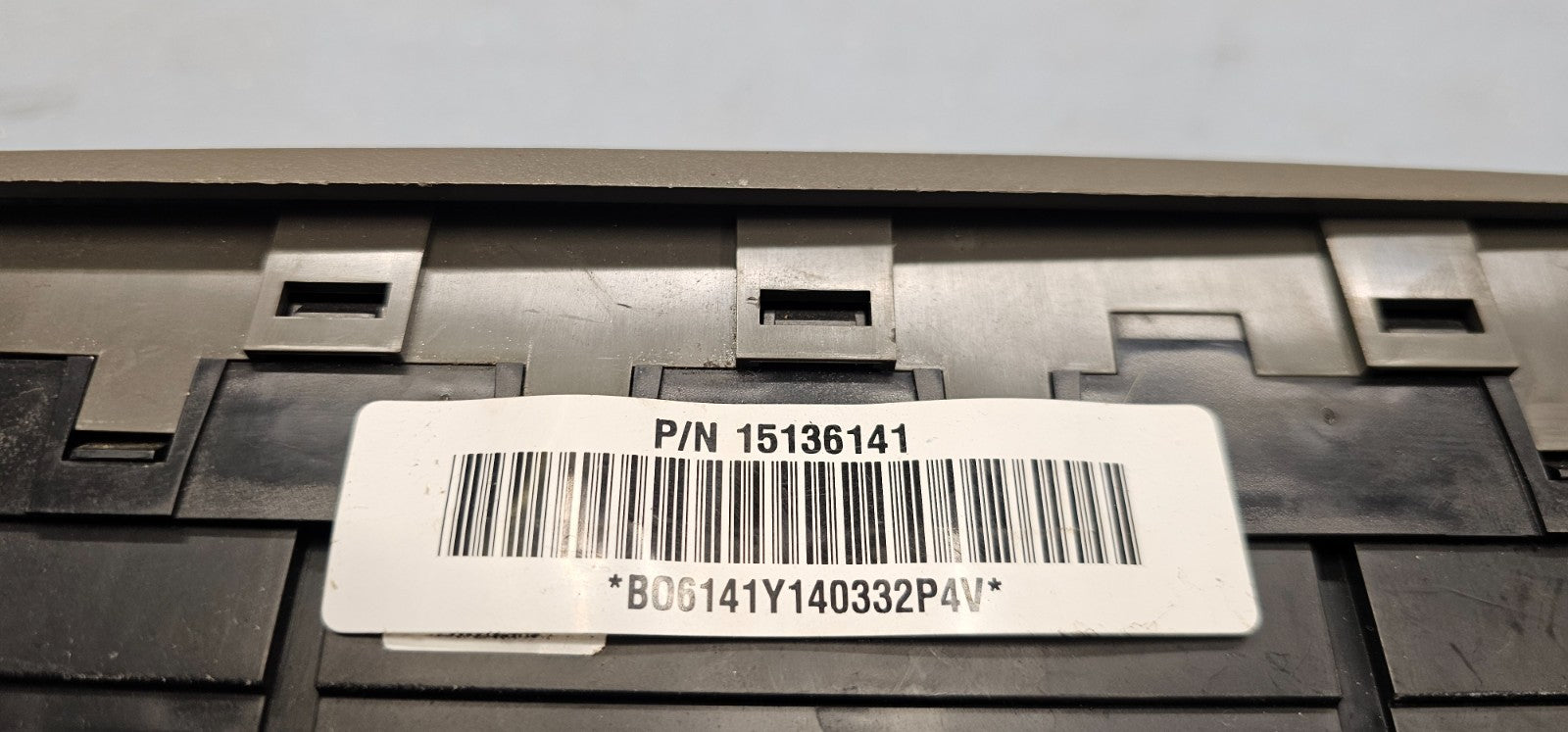 🔥02-05 BUICK RAINER ENVOY RIGHT PASSENGER SIDE WINDOW DOOR SWITCH DK GRAY