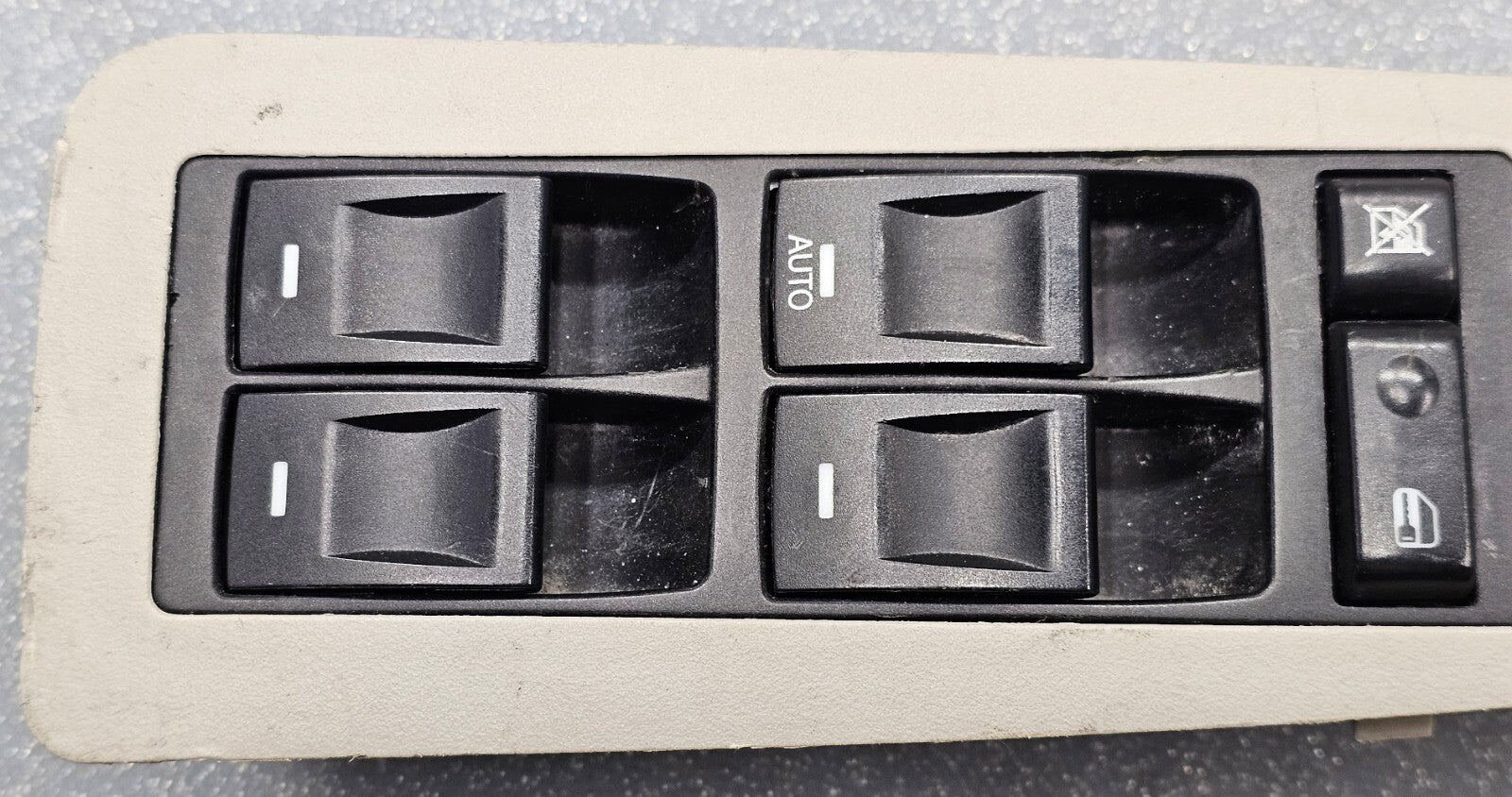 🔥07-14 Chrysler 200 patriot Dakota Left Driver Master Window Switch Light Tan