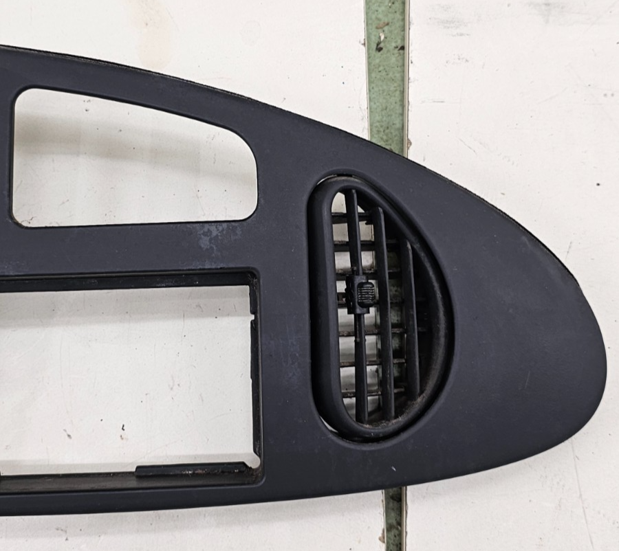 🔥97-03 Ford E-150 Econoline Dash Instrument Cluster Bezel Climate Radio Black