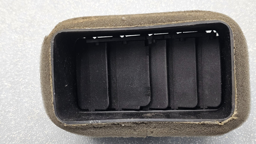 🔥05-07 Ford Five Hundred Sable Dash Left Driver AC A/C Air Vent Heater Panel