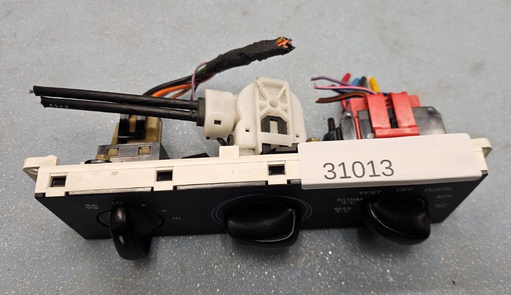 94-00 Ford Mustang Dash A/C Heater Climate Temperature Control Panel Conditioner