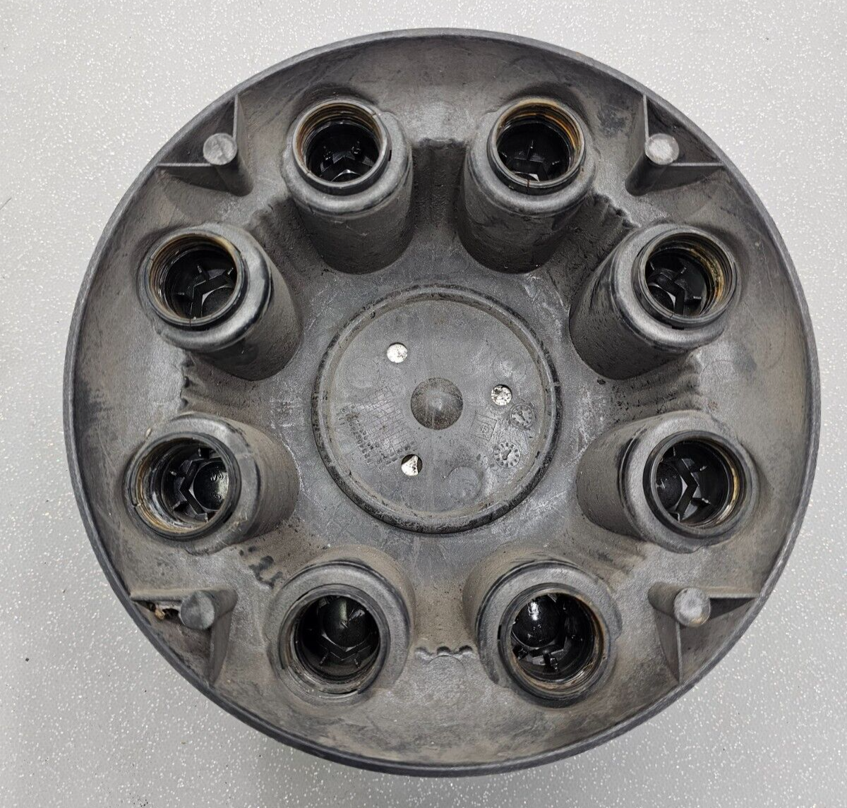 99-04 Chevy Silverado GMC Sierra Front Rear Wheel Center Cap Hub Cap Cover 6 Lug