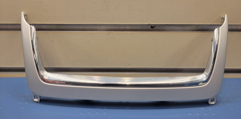 🔥08-12 Chevy MALIBU Center Dash Radio Bezel Panel UPPER A/C Vent Trim SILVER B8