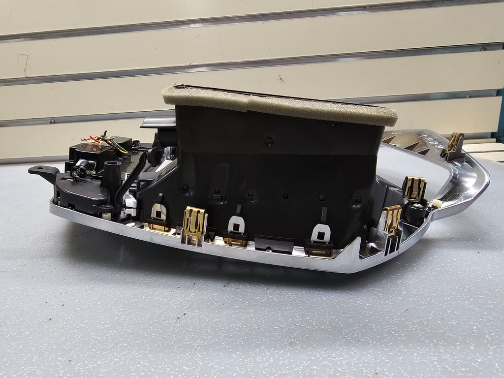 10-12 CADILLAC SRX CENTER DASH RADIO CLIMATE CONTROL SURROUND BEZEL PANEL SILVER
