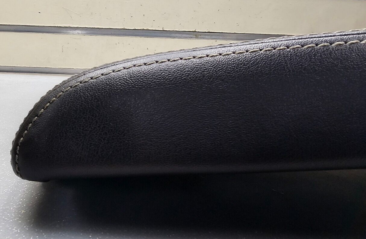 10-12 Fusion Milan Front Center Console Lid Armrest Cover Top Pad Assembly Black