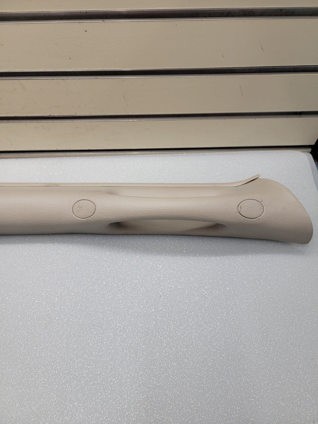 02-10 Dodge RAM A Pillar Panel Trim Molding RIGHT PASSENGER Grab Light GRAY P5