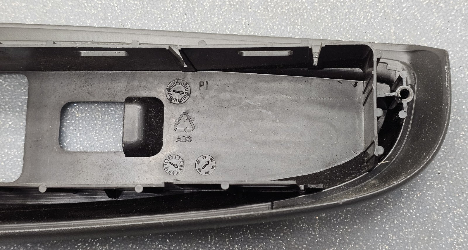 03-06 Chevy Silverado SIERRA Power Window Switch FRONT RIGHT Passenger BLACK WS4